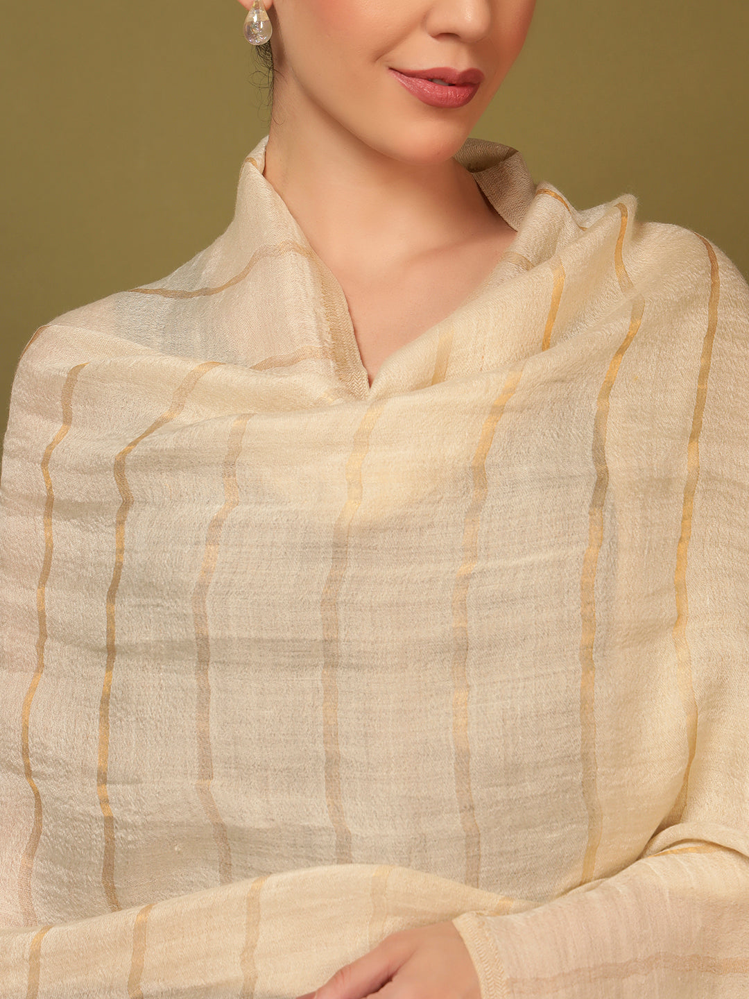 Pashmoda Women Parallel Grace Reversible Zari Moonlight Fine Wool Stole (Size: 71x203 Cm)