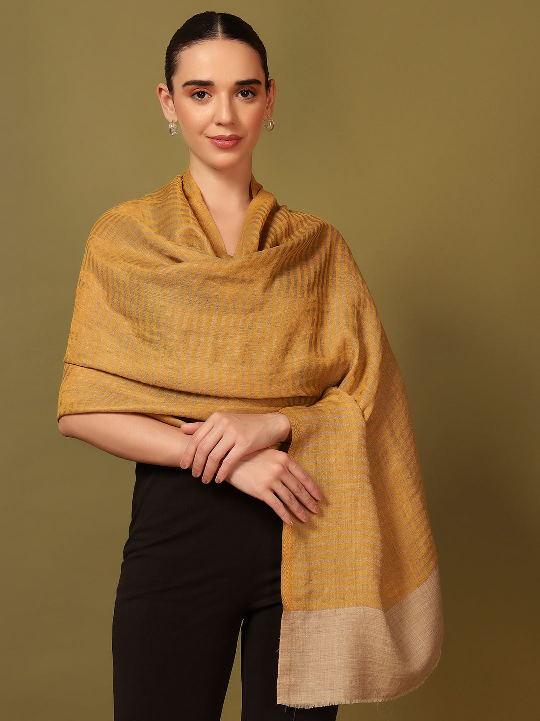 Pashmoda Women Golden Eclipse Reversible Zari Moonlight Fine Wool Stole (Size: 71x203 Cm)