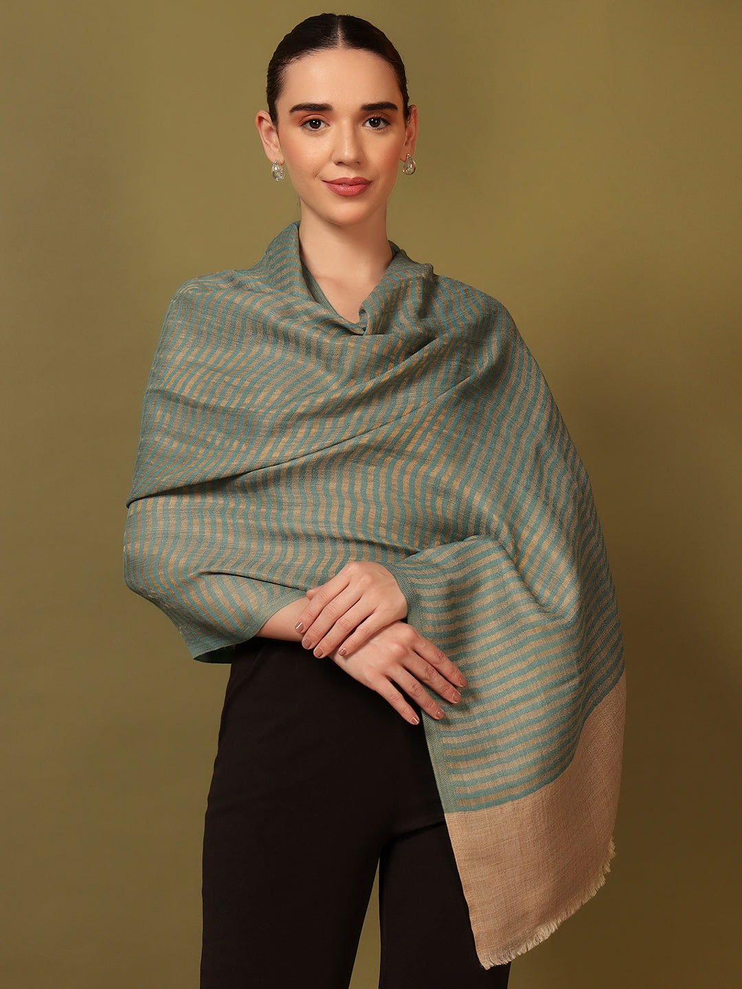 Pashmoda Women Golden Eclipse Reversible Zari Moonlight Fine Wool Stole (Size: 71x203 Cm)