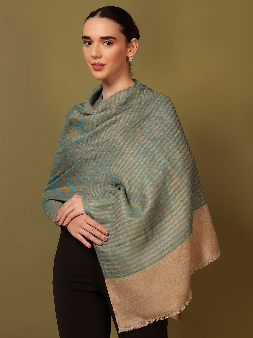 Pashmoda Women Golden Eclipse Reversible Zari Moonlight Fine Wool Stole (Size: 71x203 Cm)