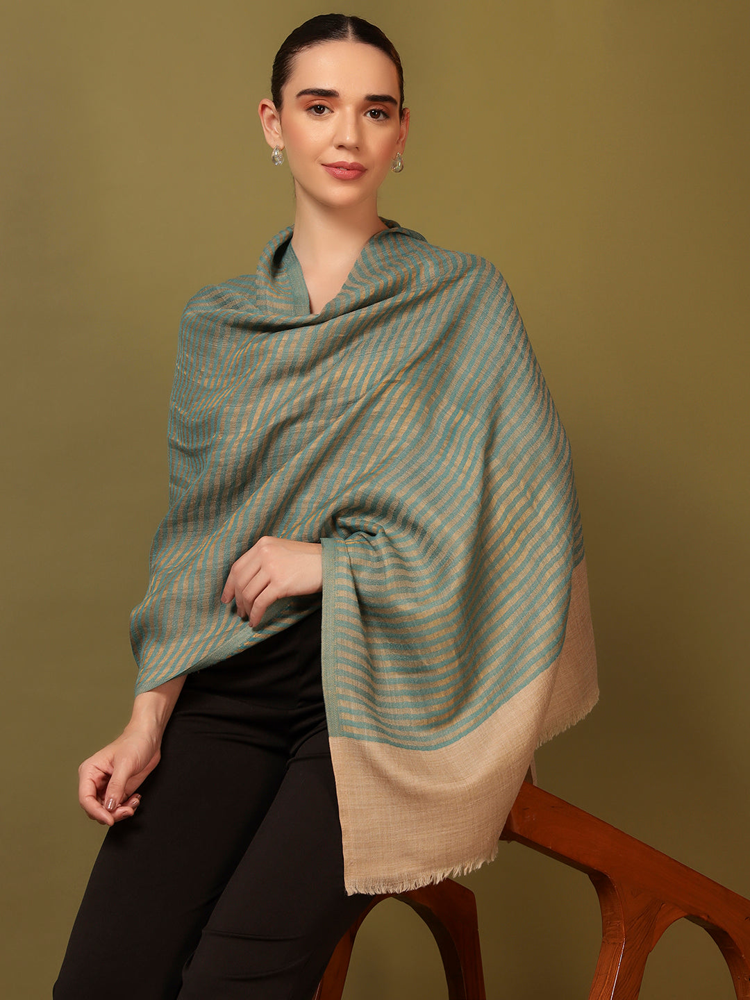 Pashmoda Women Golden Eclipse Reversible Zari Moonlight Fine Wool Stole (Size: 71x203 Cm)
