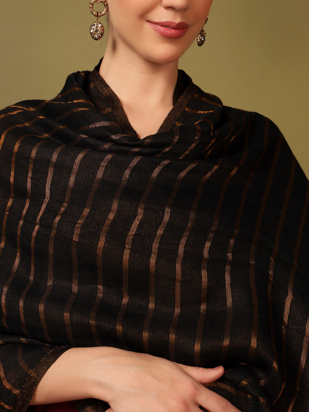 Pashmoda Women Golden Mirage Reversible Zari Moonlight Fine Wool Stole (Size: 71x203 Cm)