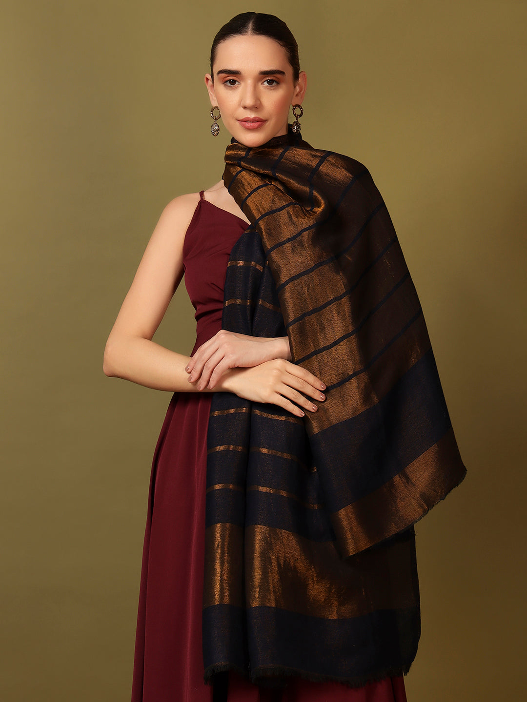 Pashmoda Women Parallel Grace Reversible Zari Moonlight Fine Wool Stole (Size: 71x203 Cm)