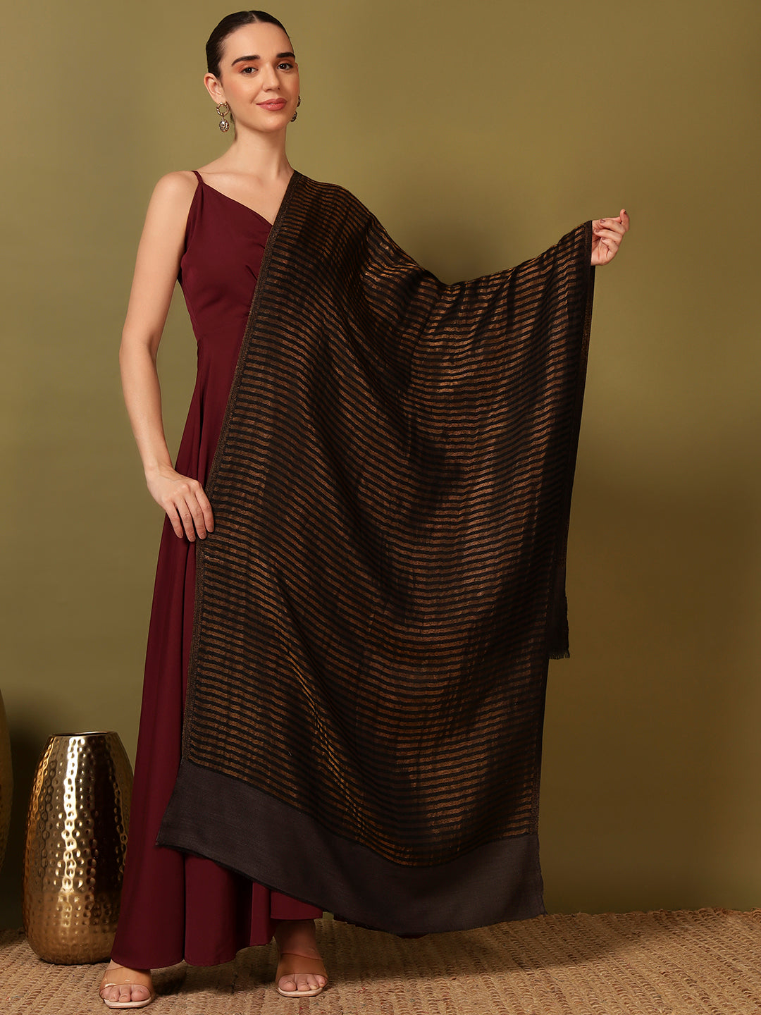 Pashmoda Women Golden Eclipse Reversible Zari Moonlight Fine Wool Stole (Size: 71x203 Cm)