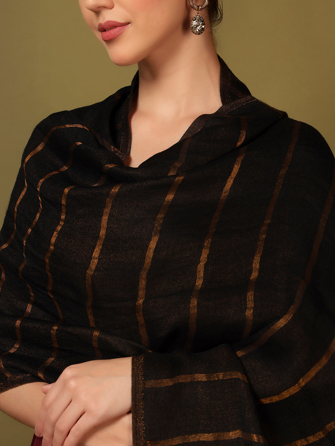 Pashmoda Women Parallel Grace Reversible Zari Moonlight Fine Wool Stole (Size: 71x203 Cm)