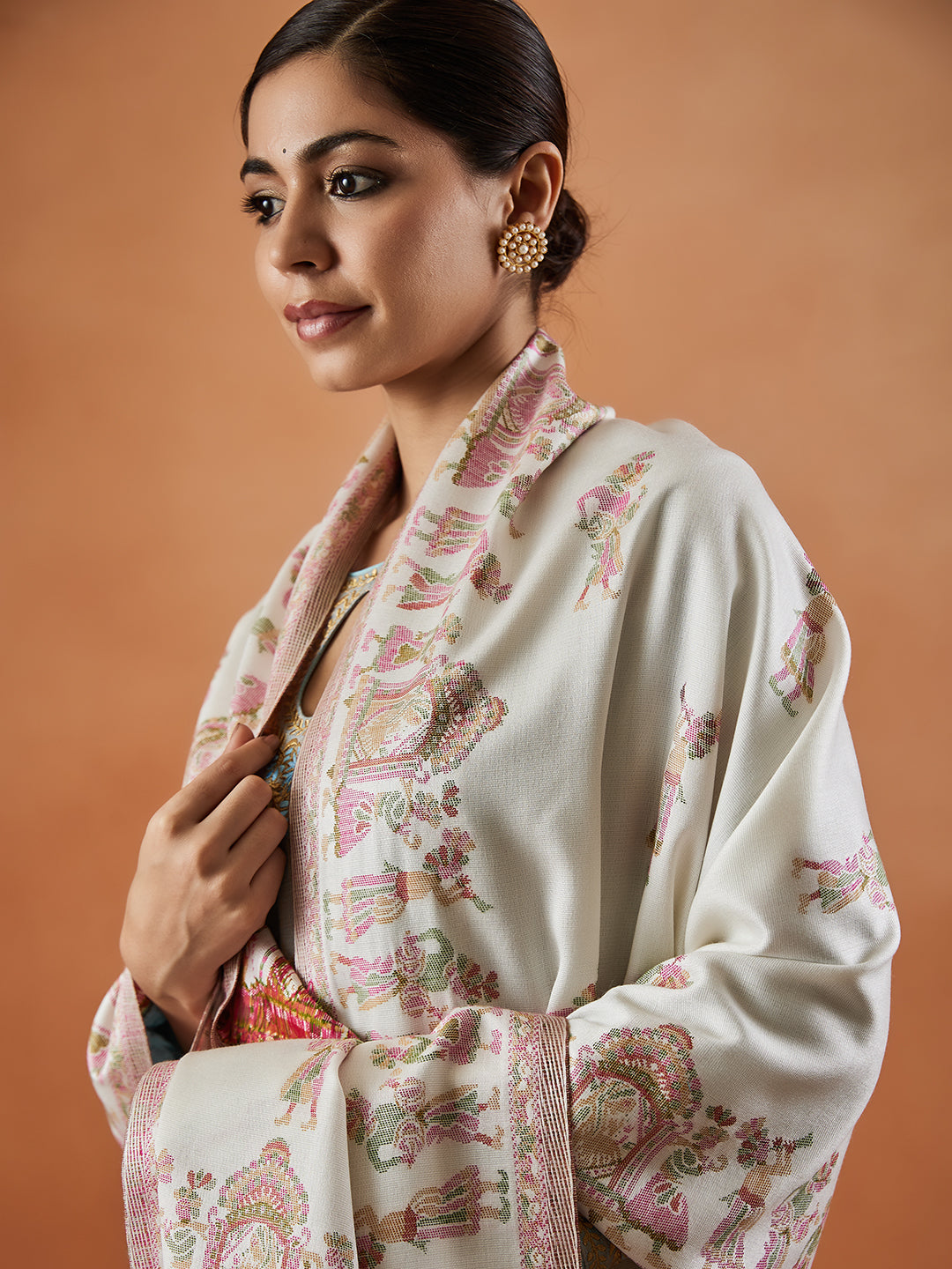 Pashmoda Women Pari mahal Kaani Stole Size:( 71X203 CM)