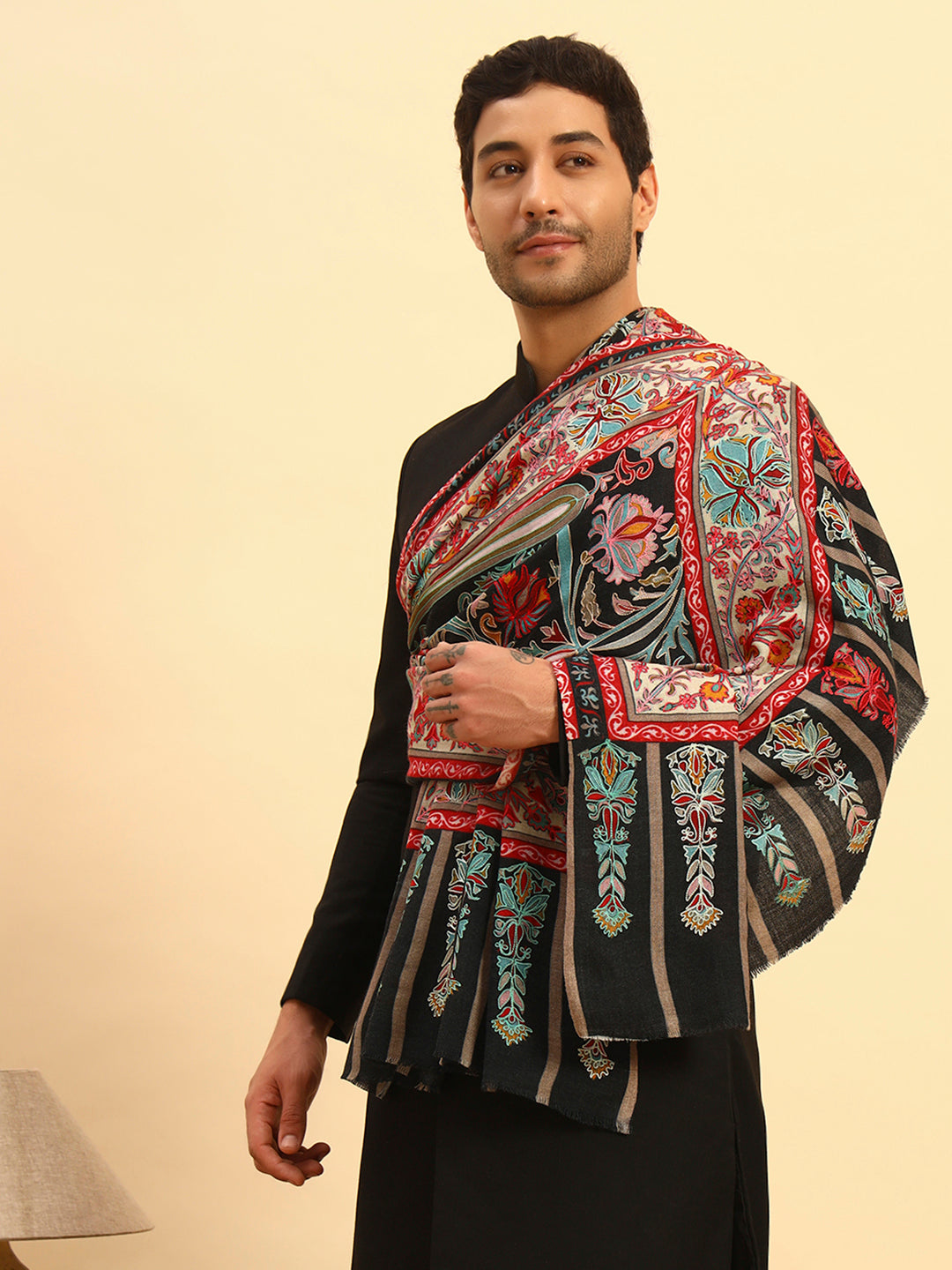 Pashmoda Men Rangkalam 100% Pure Wool Fabric Kalamkari Embroidered Shawl (Size: 101x203 CM)