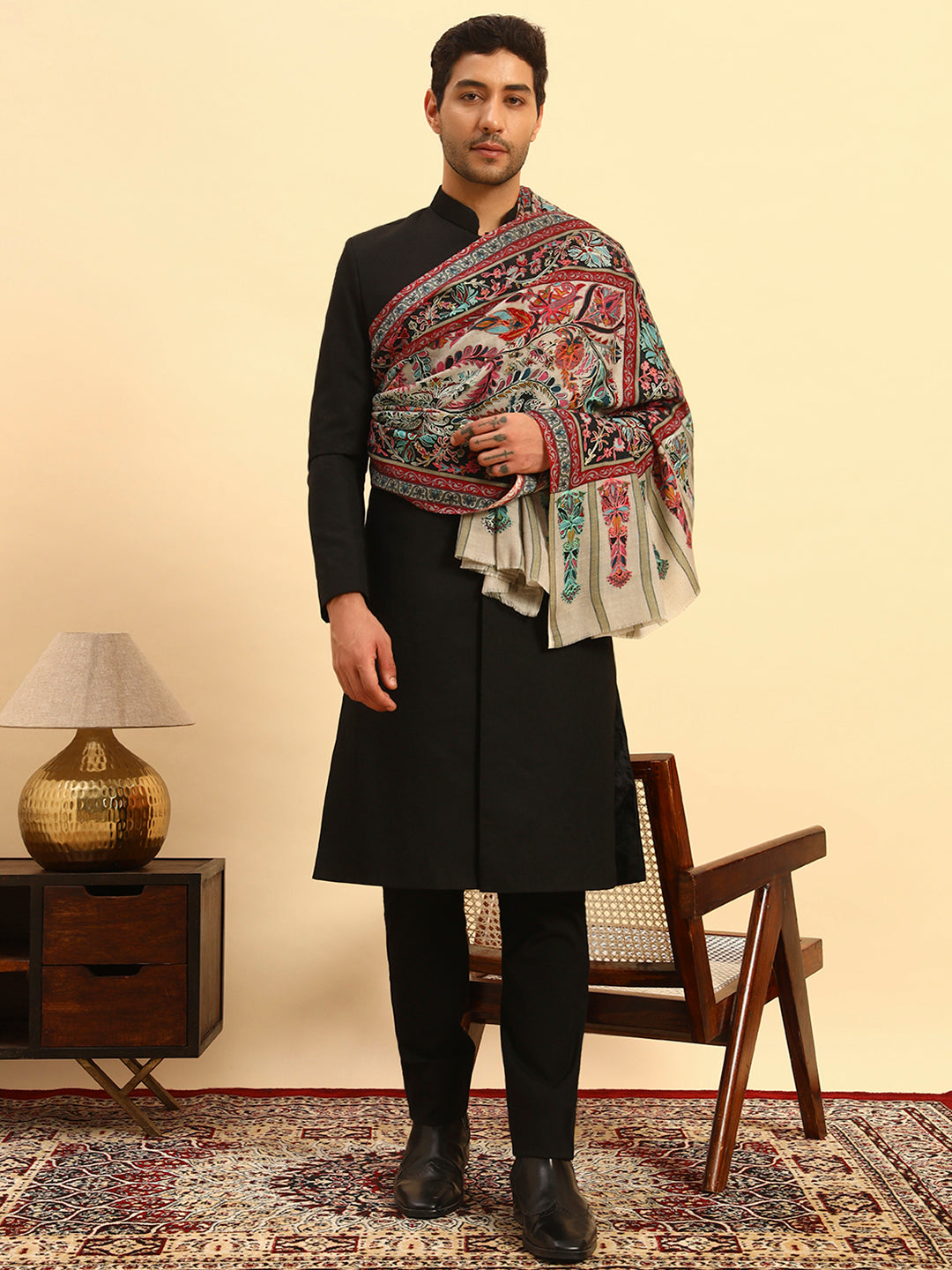 Pashmoda Men Rangkalam 100% Pure Wool Fabric Kalamkari Embroidered Shawl (Size: 101x203 CM)