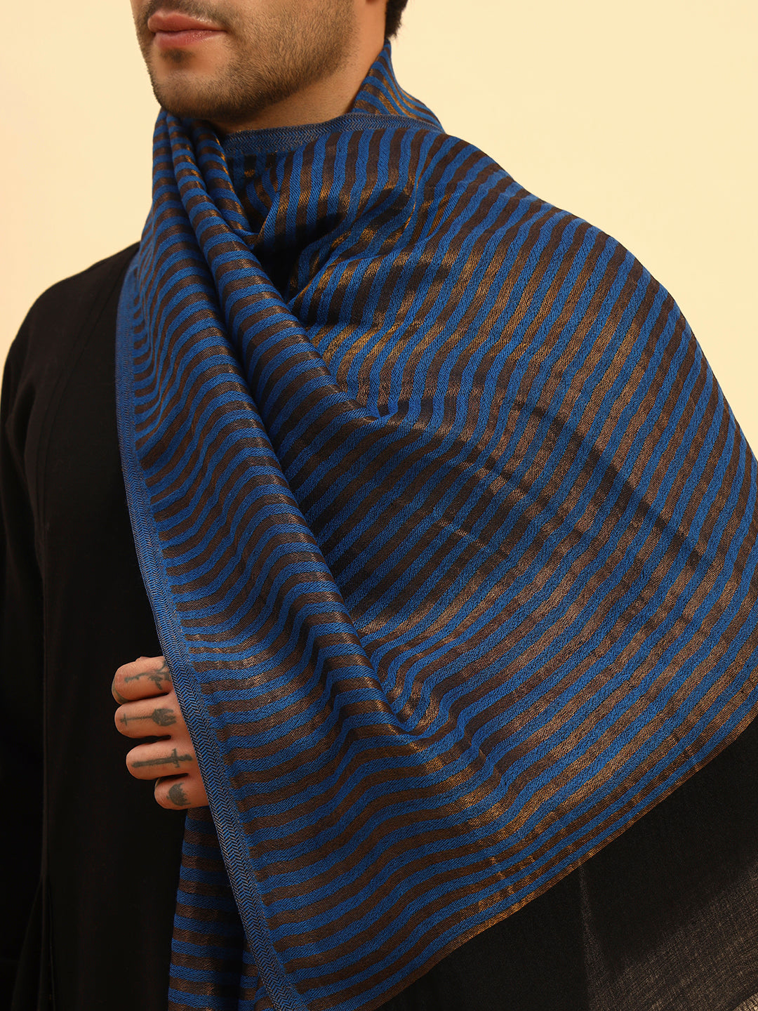 Pashmoda Men Golden Eclipse Reversible Zari Moonlight Fine Wool Stole (Size: 71x203 Cm)