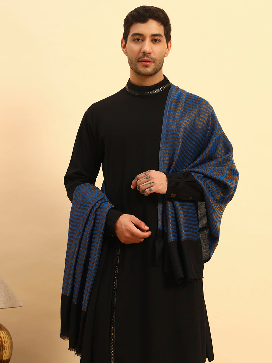 Pashmoda Men Golden Eclipse Reversible Zari Moonlight Fine Wool Stole (Size: 71x203 Cm)