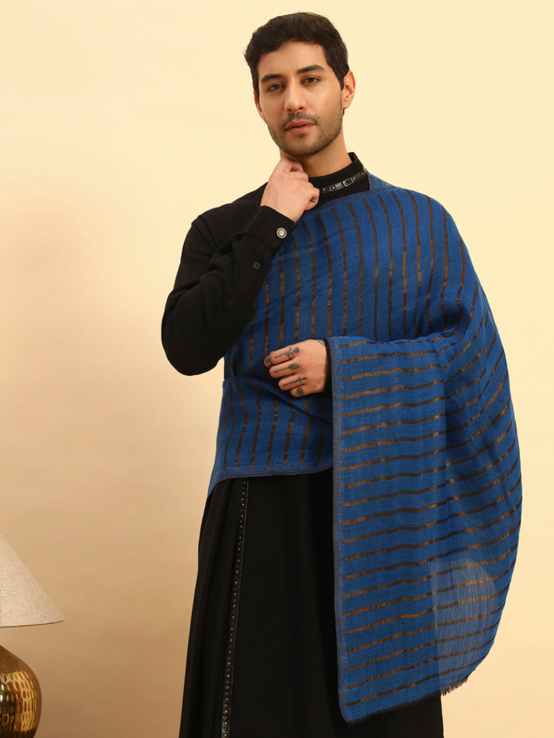 Pashmoda Men Golden Mirage Reversible Zari Moonlight Fine Wool Stole (Size: 71x203 Cm)