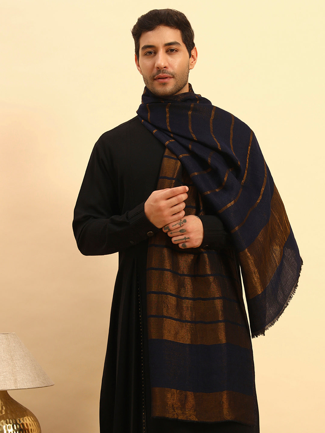 Pashmoda Men Parallel Grace Reversible Zari Moonlight Fine Wool Stole (Size: 71x203 Cm)