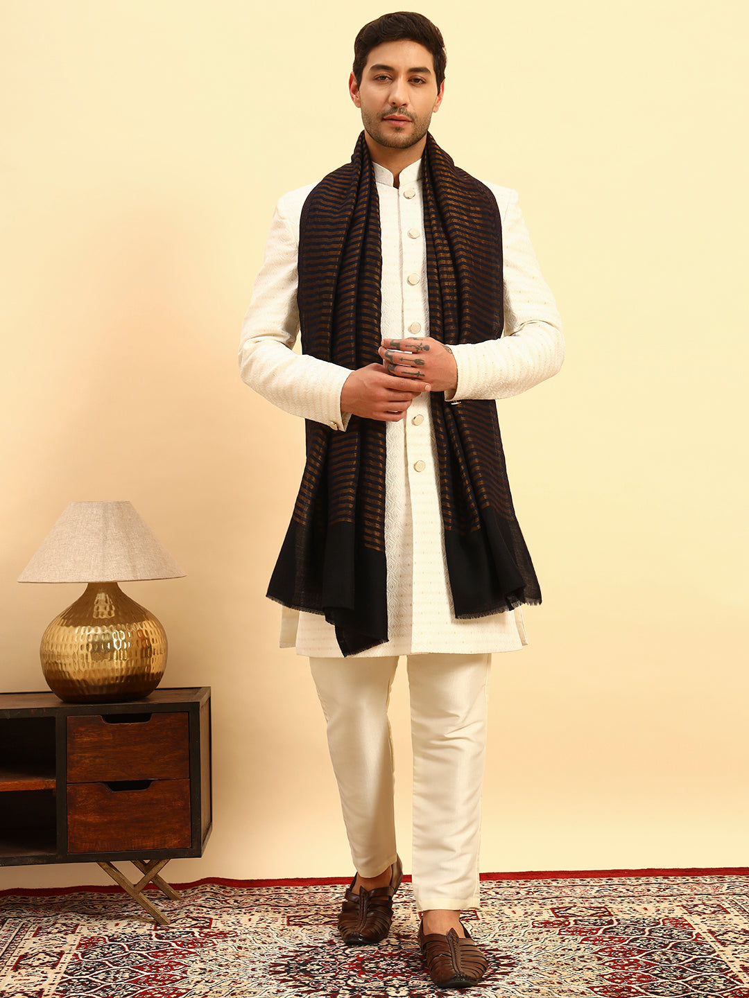 Pashmoda Men Golden Eclipse Reversible Zari Moonlight Fine Wool Stole (Size: 71x203 Cm)