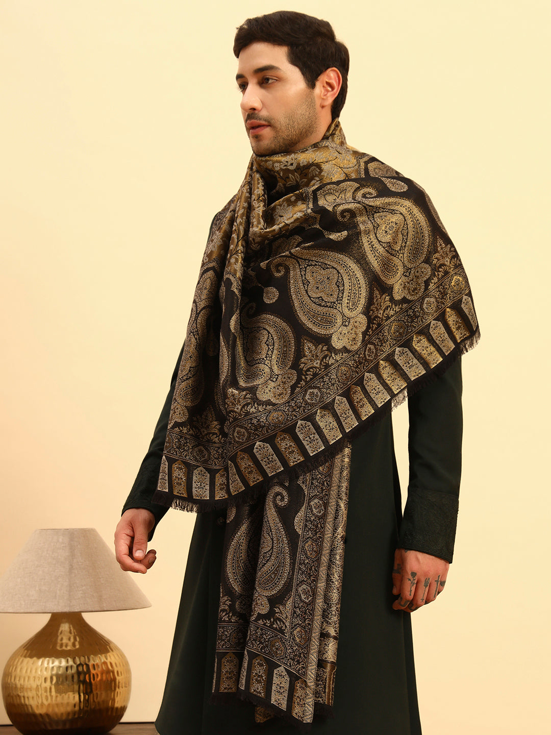 Pashmoda Men Hunar Zari Kaani Fine Wool Shawl (Size-101x203cm)