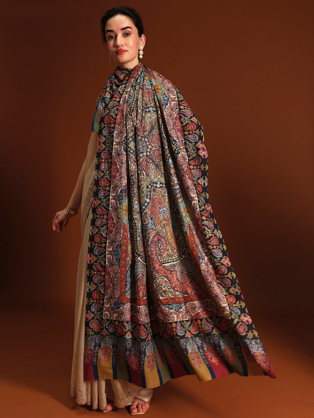 Women Rangrez Fine Wool Fabric Kalamkari Embroidered Shawl
