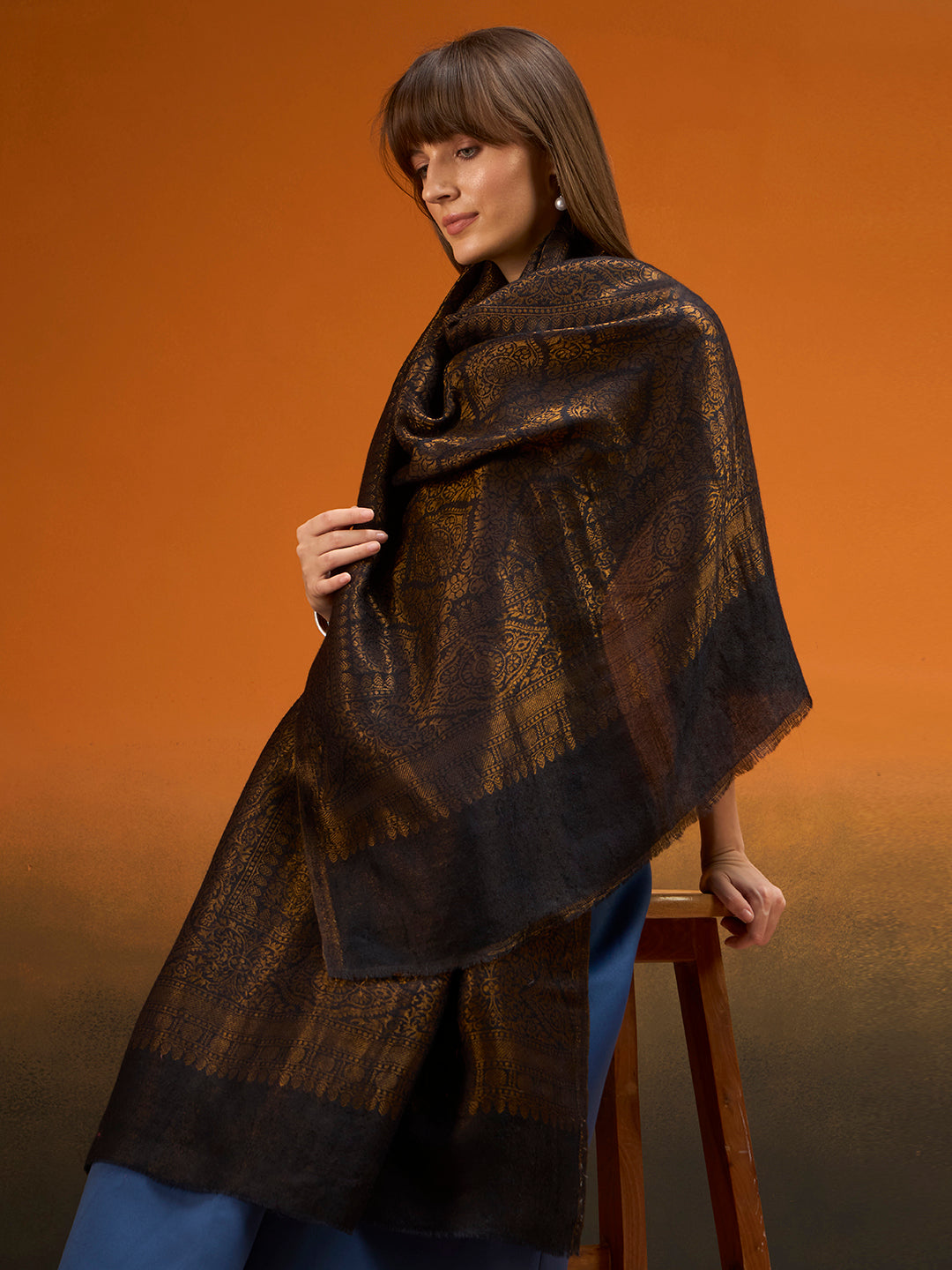 Women Imperial trellis Zari Stole