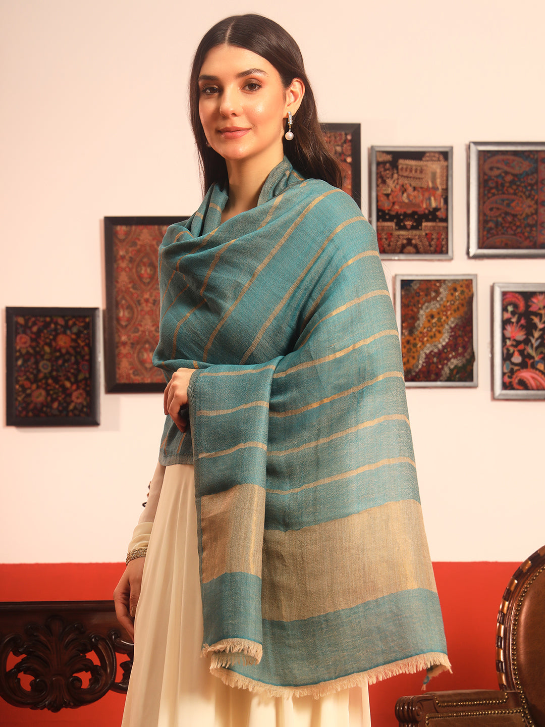 Pashmoda Women Parallel Grace Reversible Zari Moonlight Fine Wool Stole (Size: 71x203 Cm)