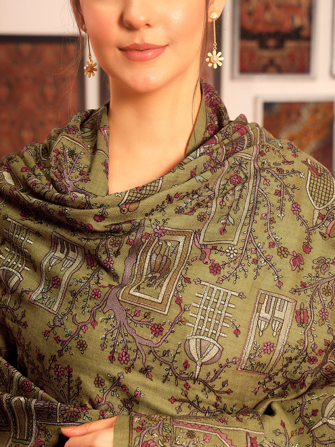 Pashmoda Women Arwina 100% Pure Wool Sozni Hand Embroidered Shawl (Size: 101x203 CM)