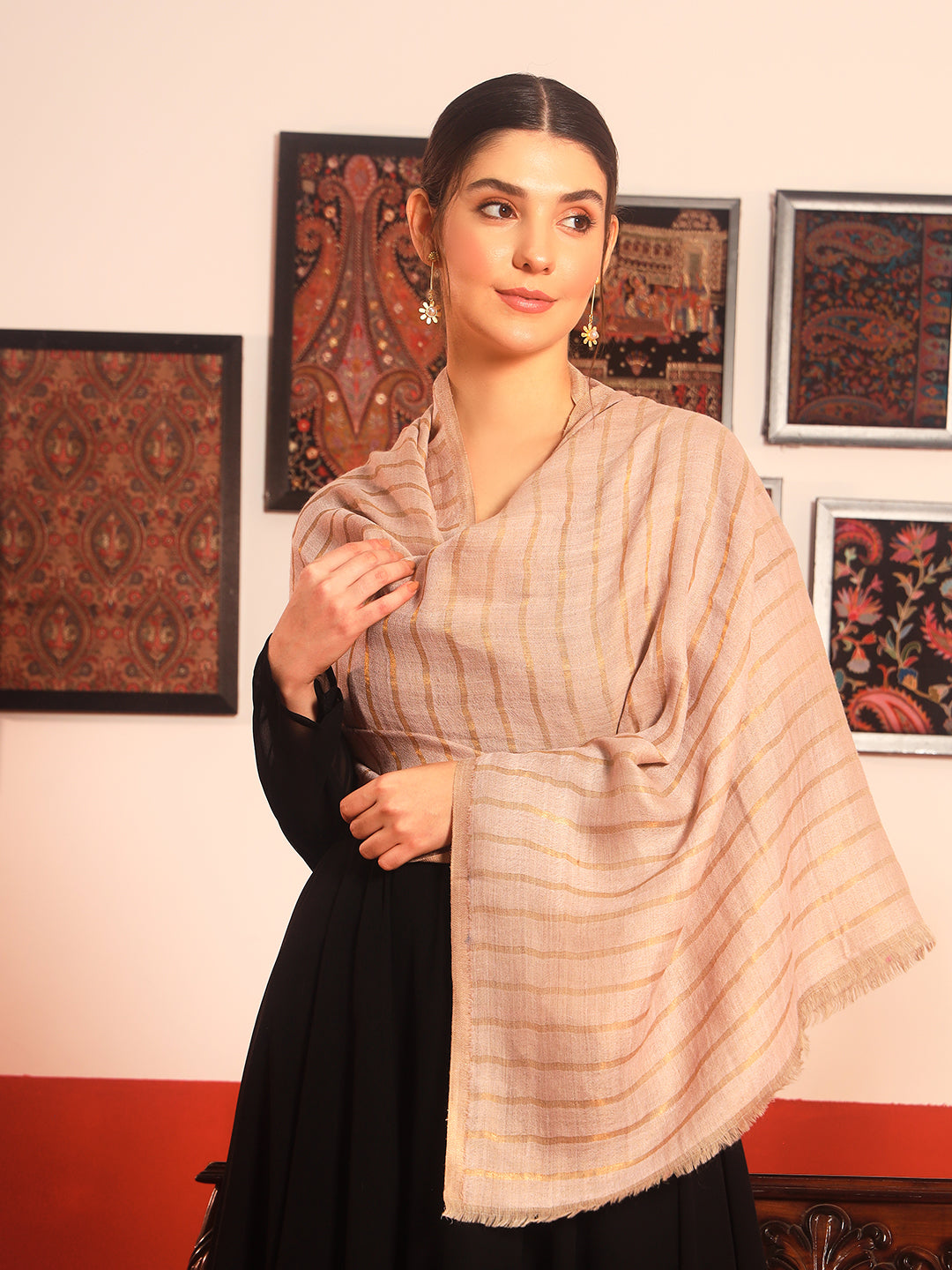 Pashmoda Women Golden Mirage Reversible Zari Moonlight Fine Wool Stole (Size: 71x203 Cm)