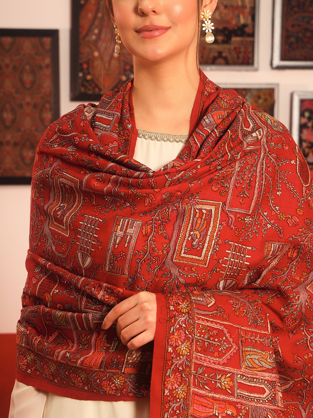 Pashmoda Women Arwina 100% Pure Wool Sozni Hand Embroidered Shawl (Size: 101x203 CM)