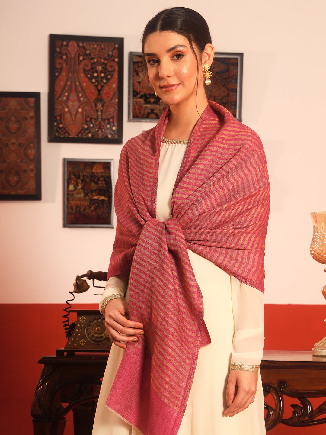 Pashmoda Women Golden Eclipse Reversible Zari Moonlight Fine Wool Stole (Size: 71x203 Cm)