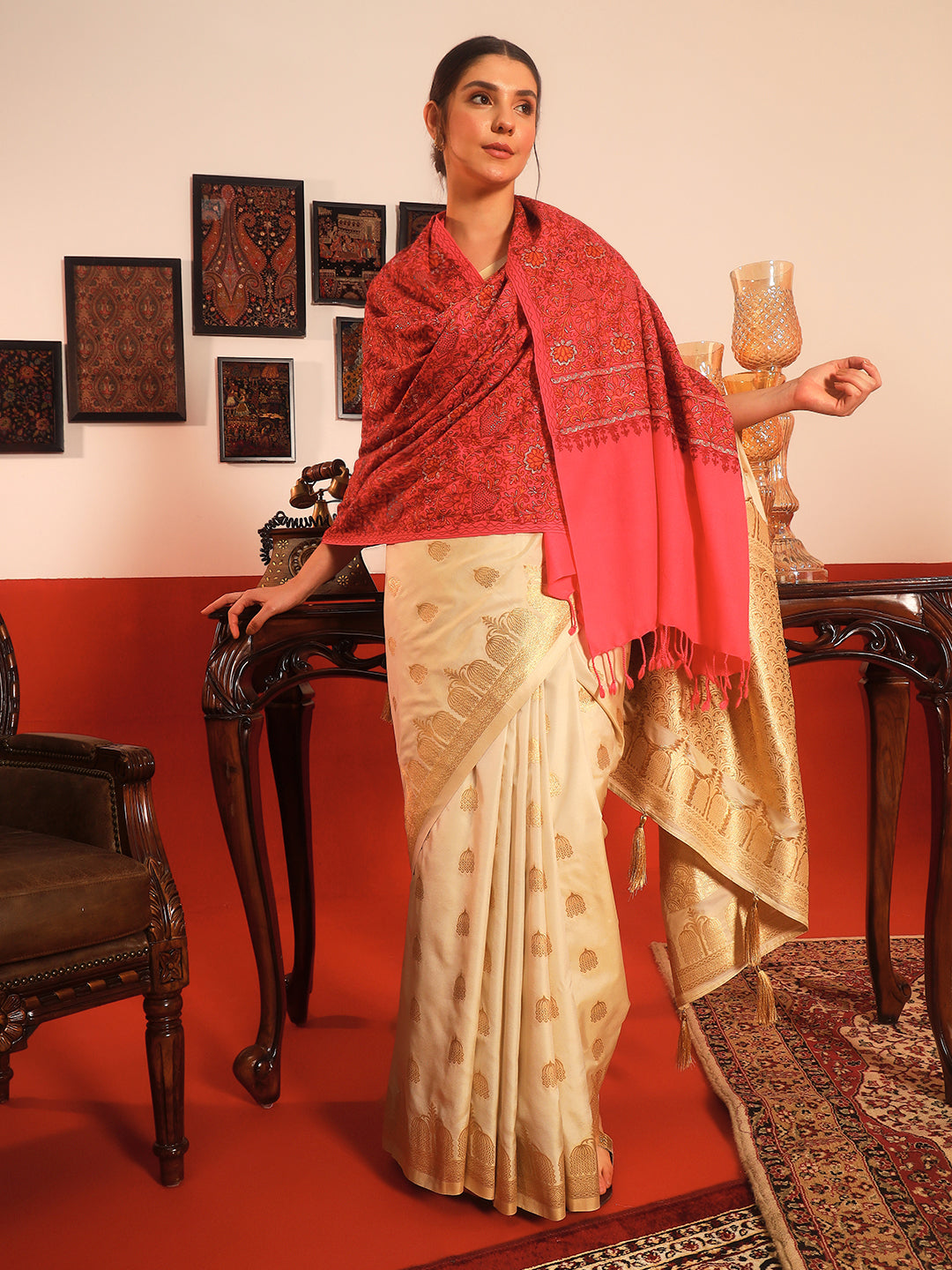 Pashmoda Women Hunar Fine Wool Nalki Embroidered Stole (Size : 71X203 CM)