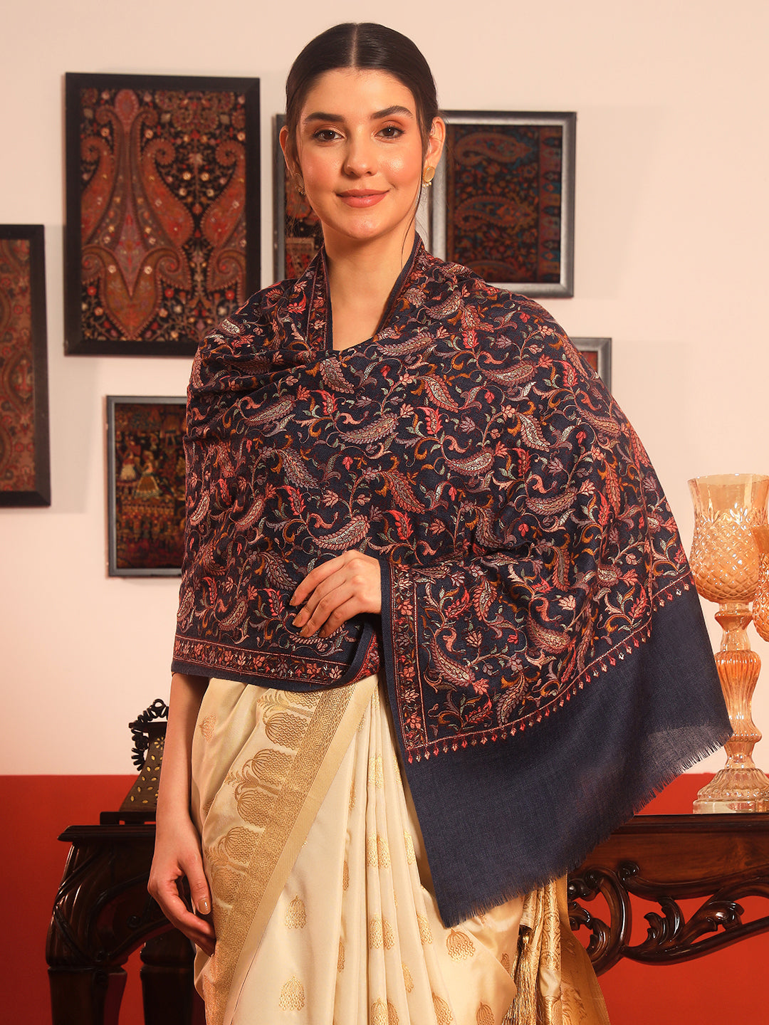 Pashmoda Women’s 100% Pure Wool Sozni Hand Embroidered Stole (Size: 71x203 cm)