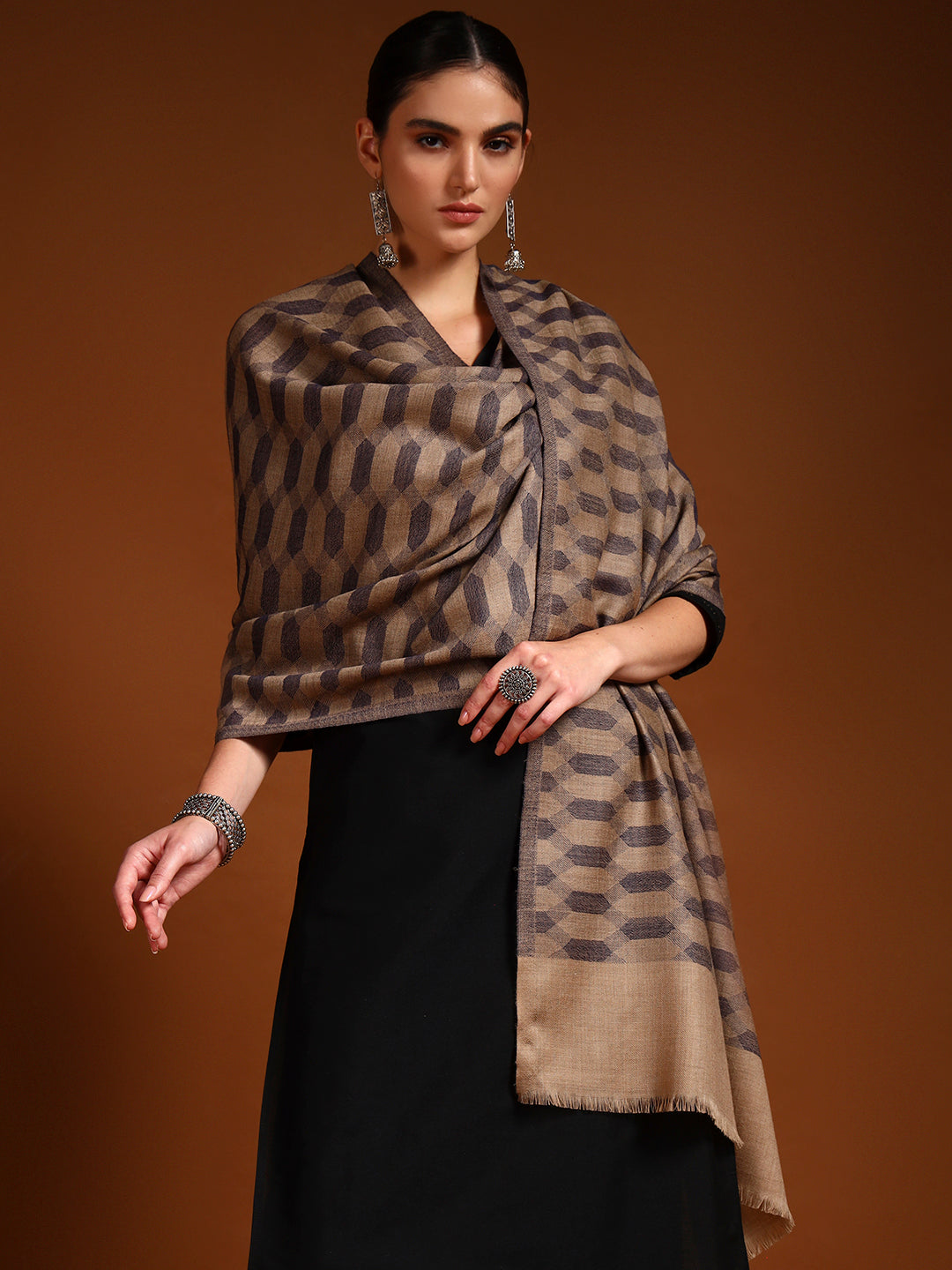 Women 100% Pure Wool Checkered Stole, Sustainable and Natural Fabric (Size 71x203 CM)