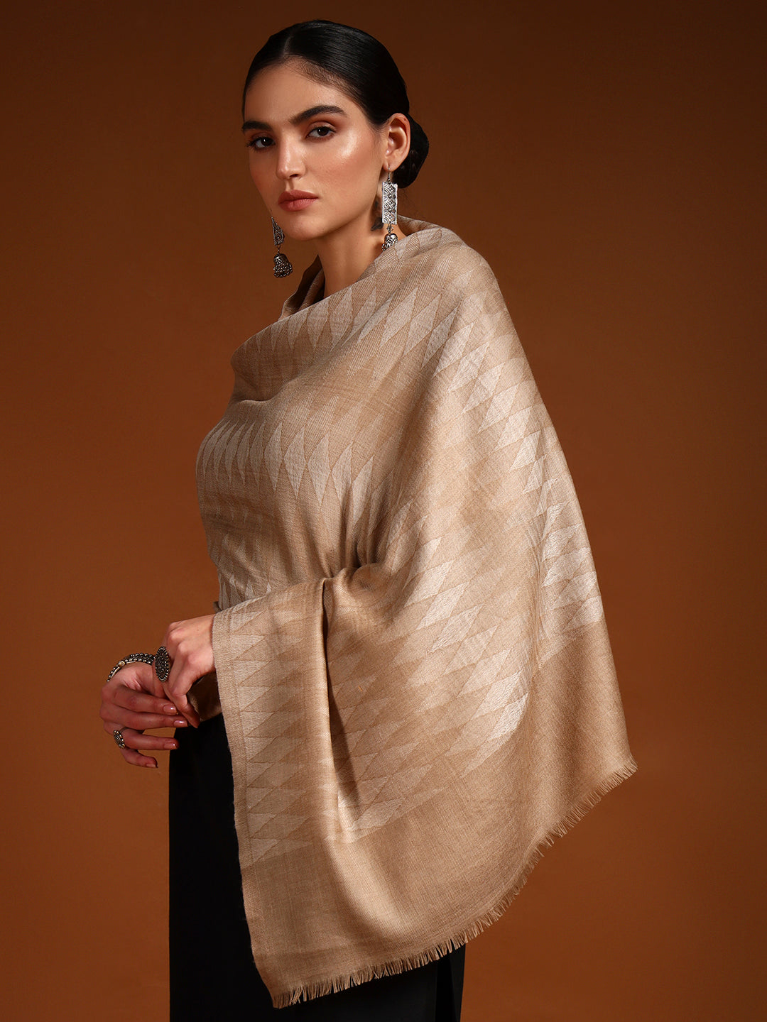 Women 100% Pure Wool Checkered Stole, Sustainable and Natural Fabric (Size 71x203 CM)