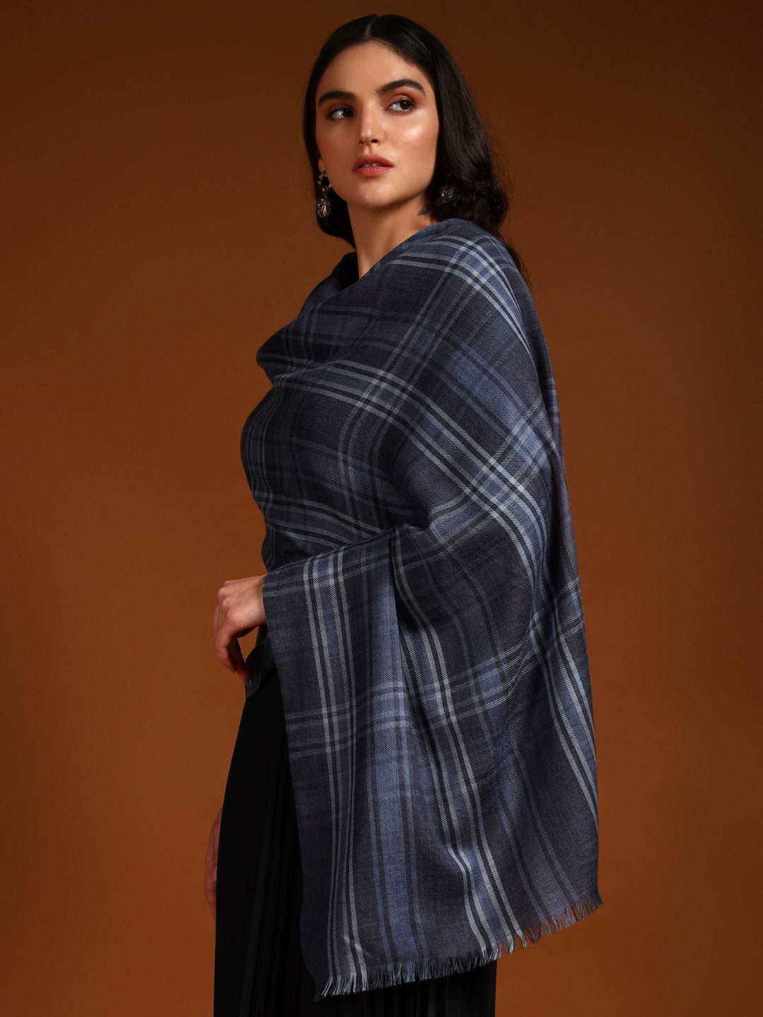 Women 100% Pure Wool Checkered Stole, Sustainable and Natural Fabric (Size 71x203 CM)