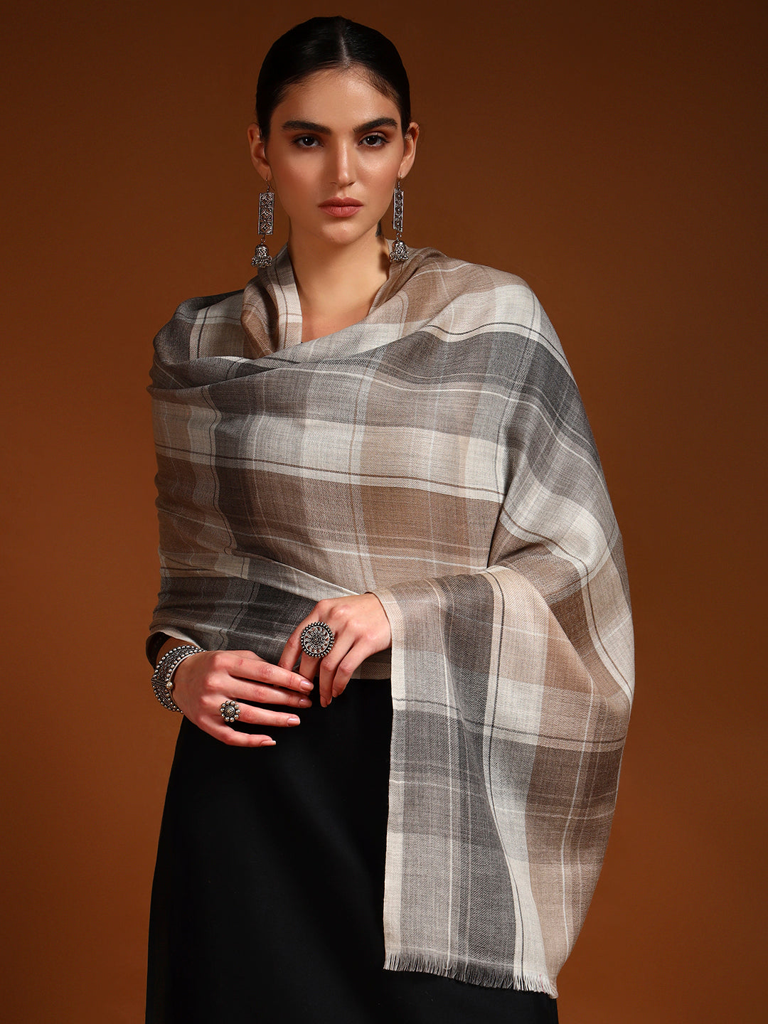 Women 100% Pure Wool Checkered Stole, Sustainable and Natural Fabric (Size 71x203 CM)