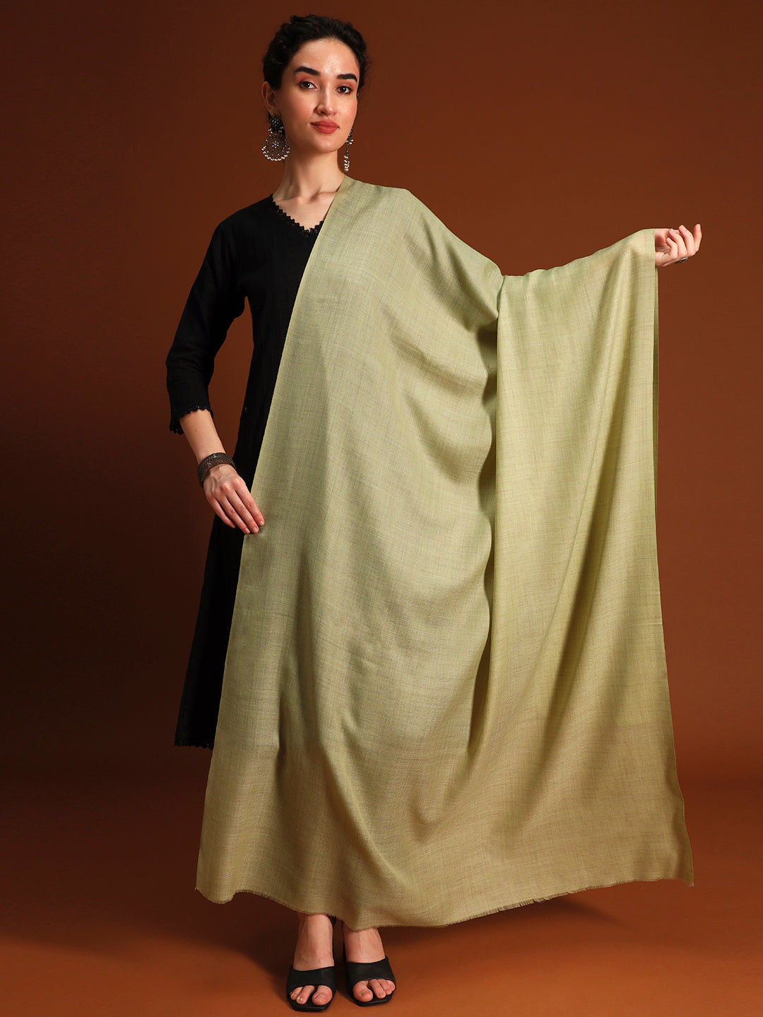 Women Verdant Grace Fine Wool Blend Solid Melange Shawl