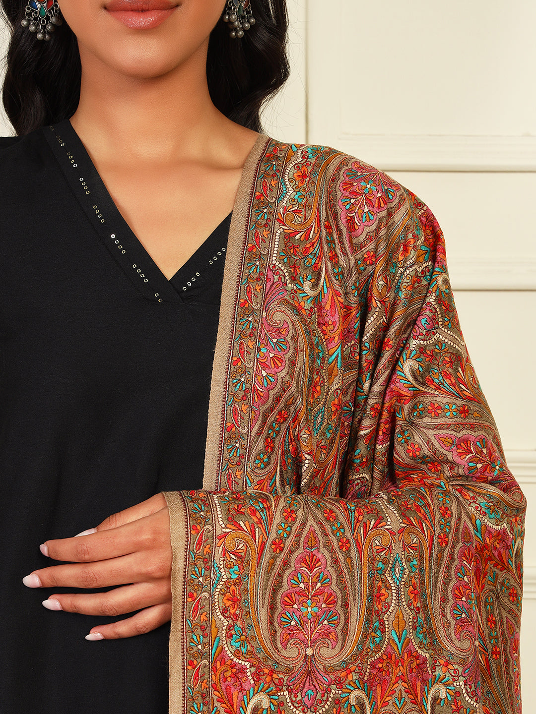 Pashmoda Women’s Zeenat 100% Fine Wool Sozni Hand Embroidered Shawl (Size: 101x203 Cm)