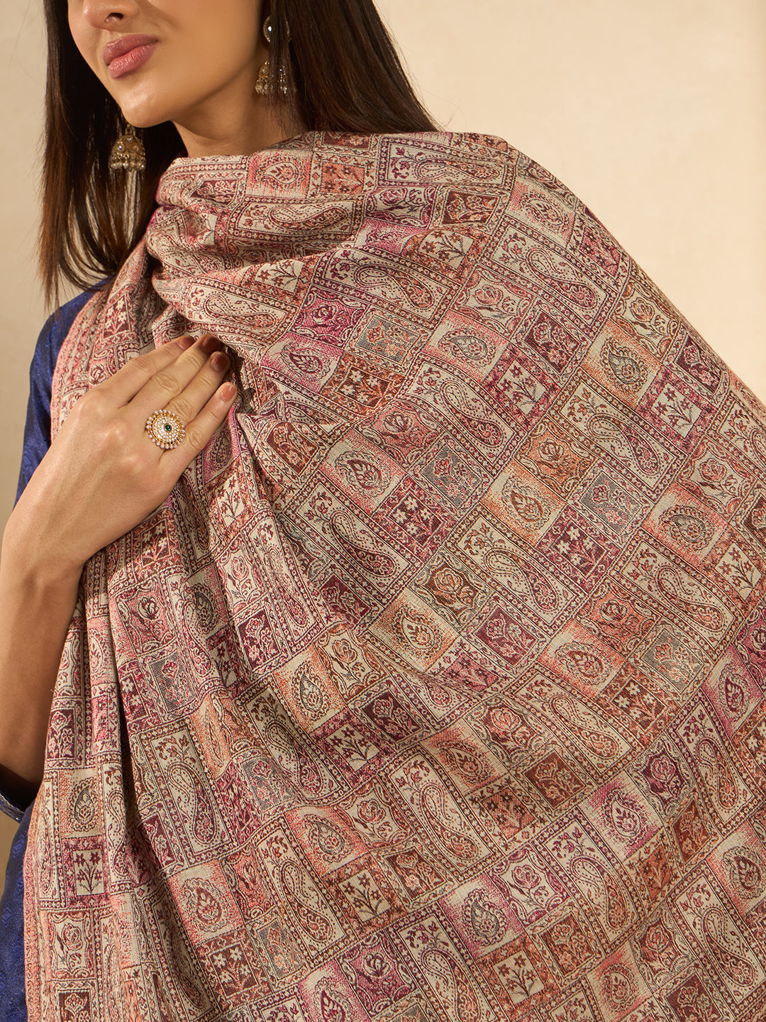 Women Regal Tapestry Kashmiri Jamawar Woven Shawl