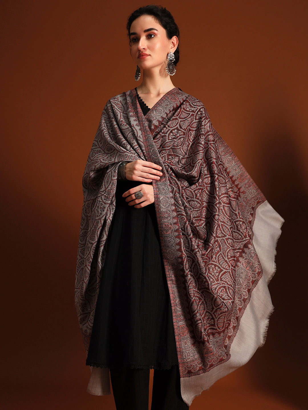 Women Shahi Jaal Kashmiri Jamawar Woven Shawl