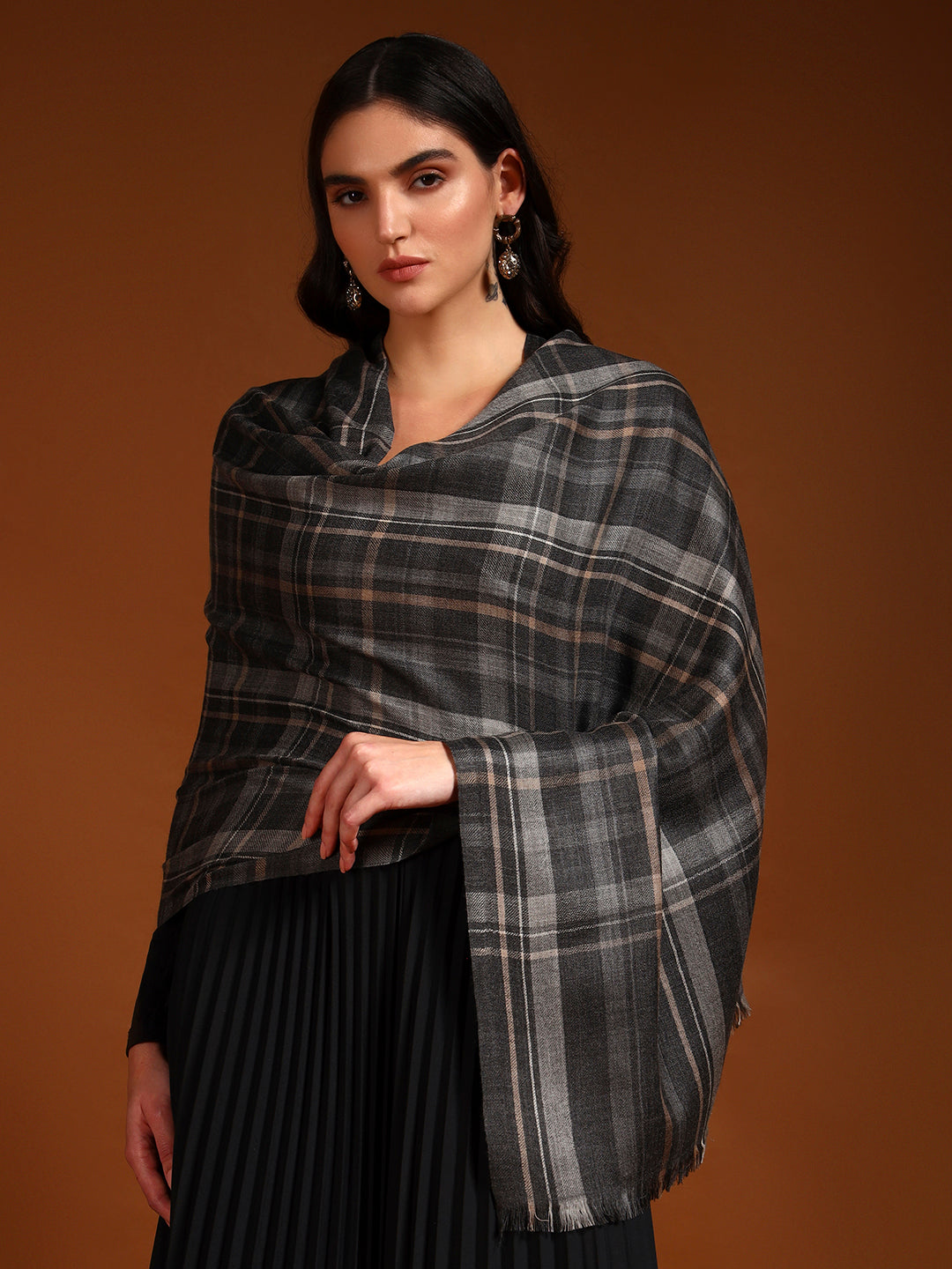 Women 100% Pure Wool Checkered Stole, Sustainable and Natural Fabric (Size 71x203 CM)