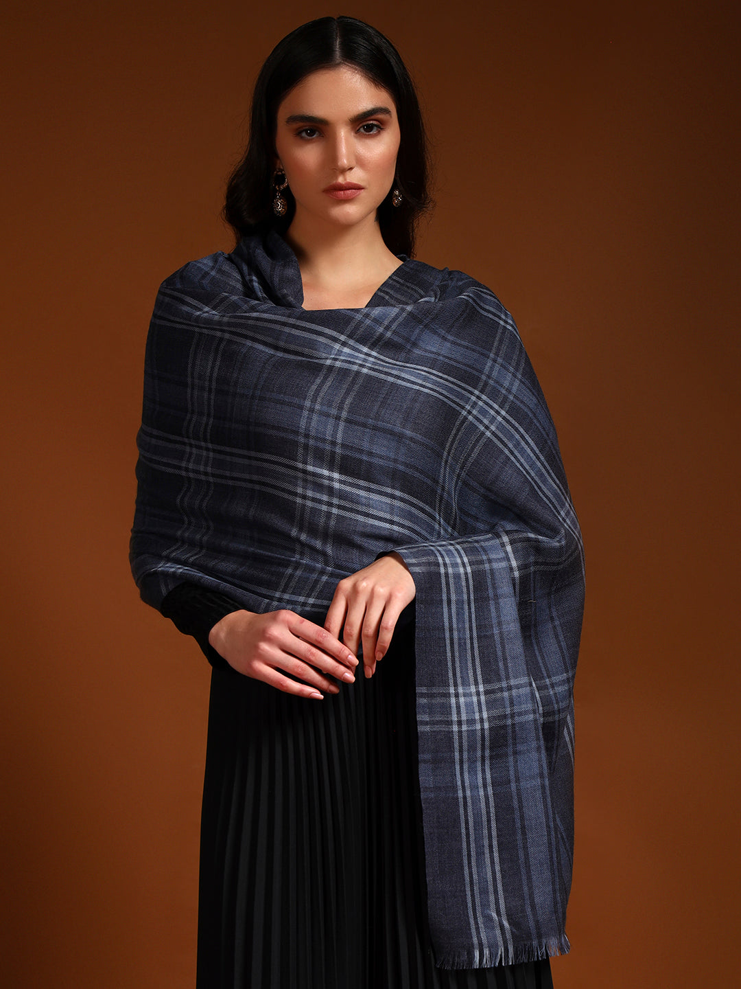 Women 100% Pure Wool Checkered Stole, Sustainable and Natural Fabric (Size 71x203 CM)