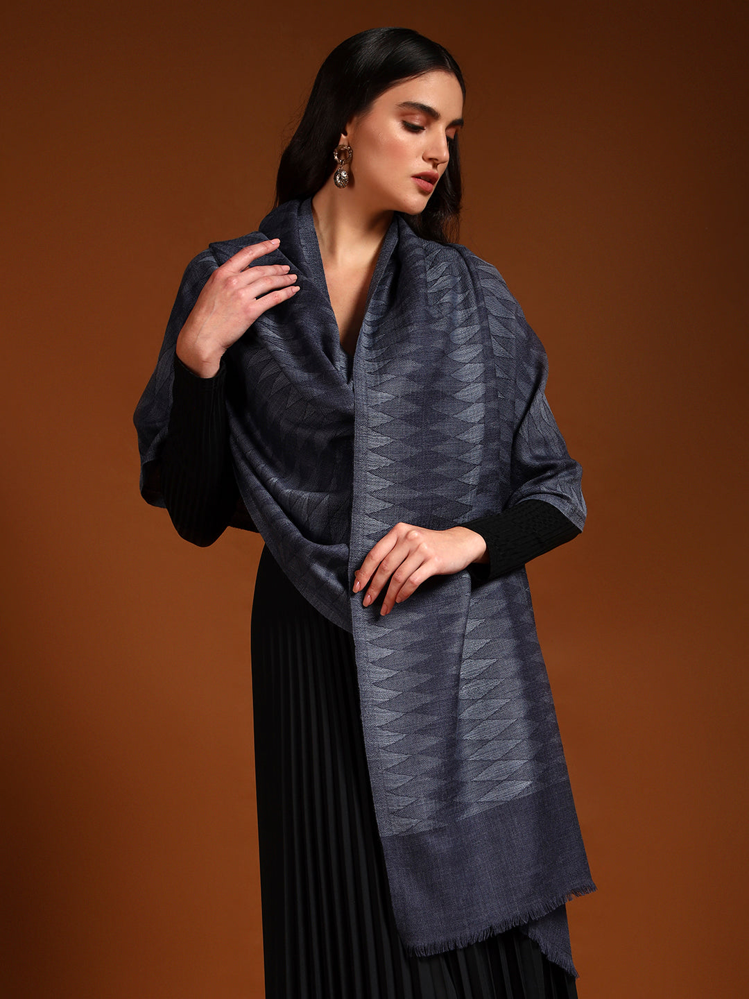 Women 100% Pure Wool Ikat Checkered Stole, Sustainable and Natural Fabric (Size 71x203 CM)