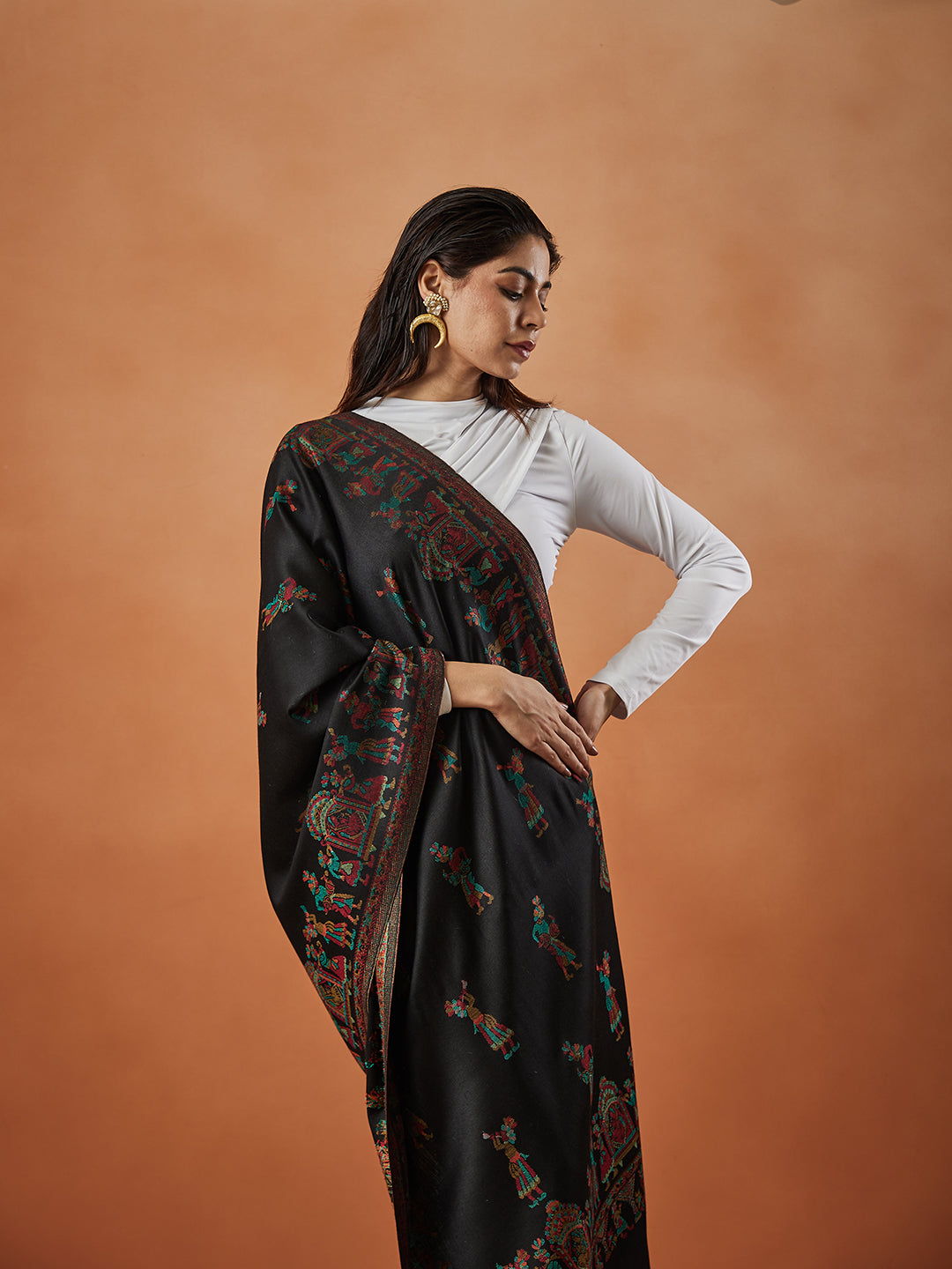 Pashmoda Women Pari mahal Kaani Stole Size:( 71X203 CM)