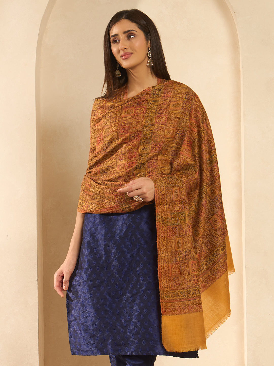 Women Regal Tapestry Kashmiri Jamawar Woven Shawl