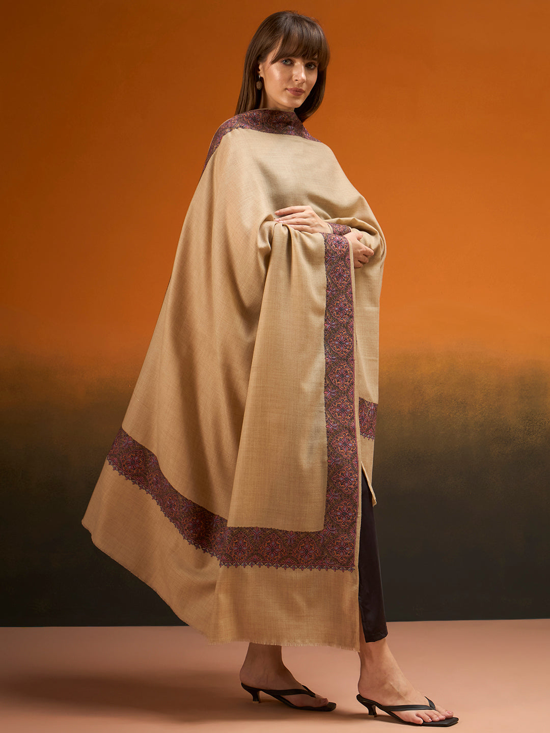 Women Nafāsat Fine Wool Sozni Hand Embroidered Shawl