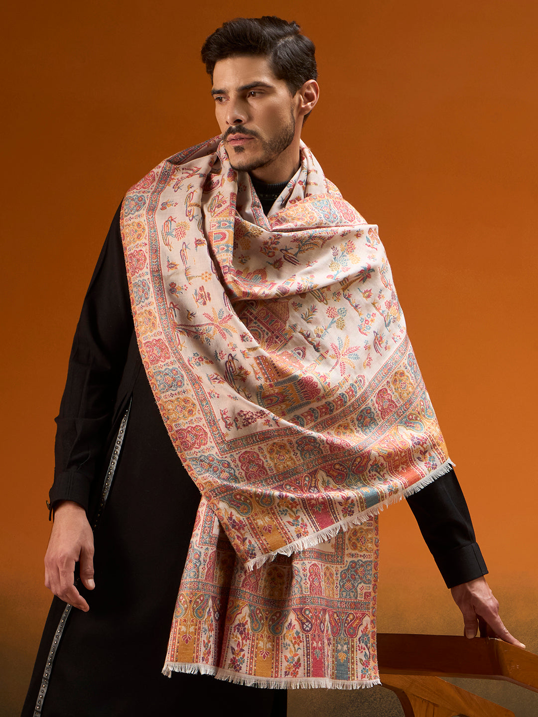 Men Caravan Kaani Stole