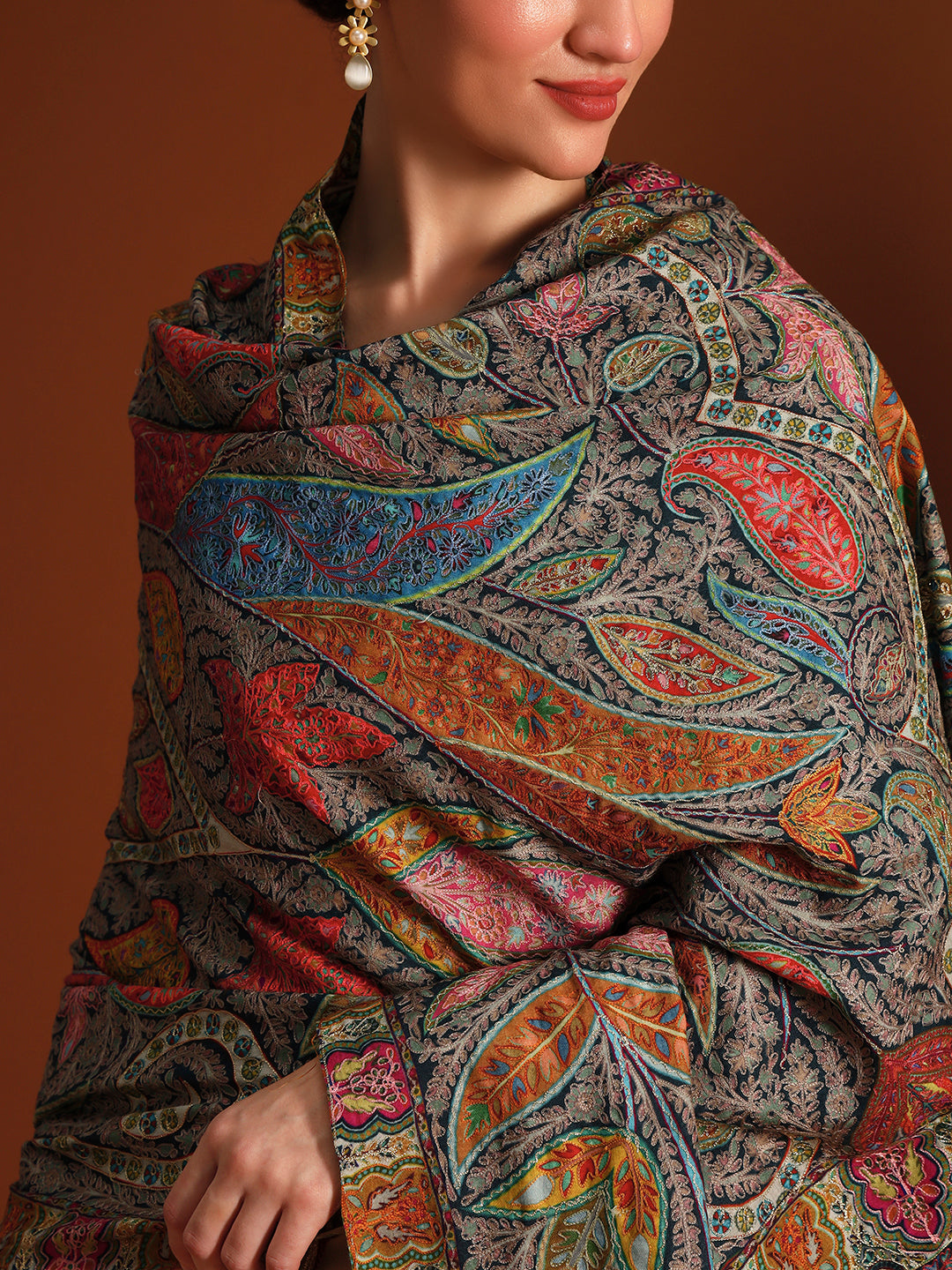 Women Chroma Royale Fine Wool Fabric Kalamkari Embroidered Shawl