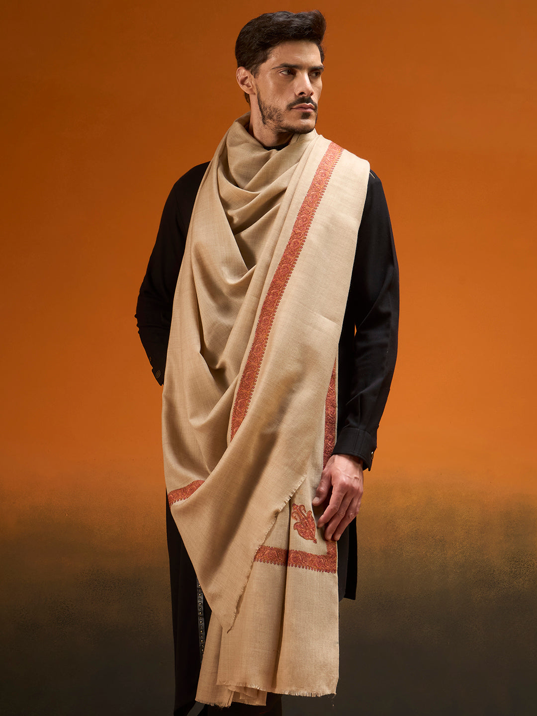 Men kashida Kingri Embroidered Lohi Shawl