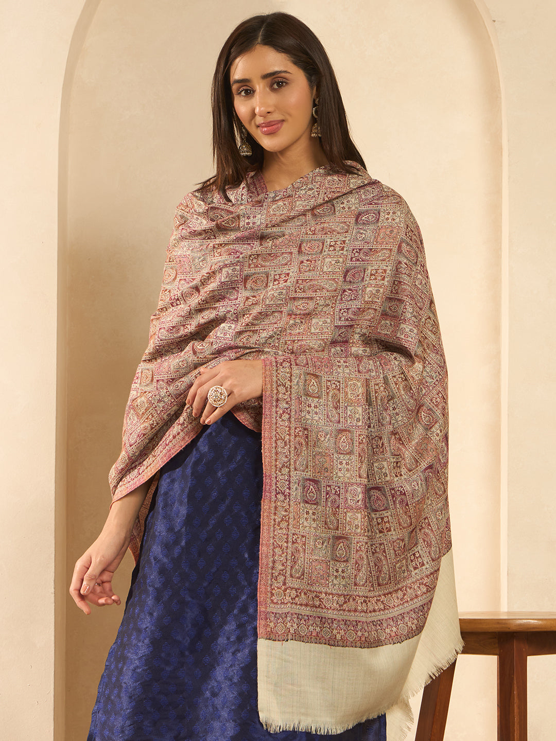 Women Regal Tapestry Kashmiri Jamawar Woven Shawl
