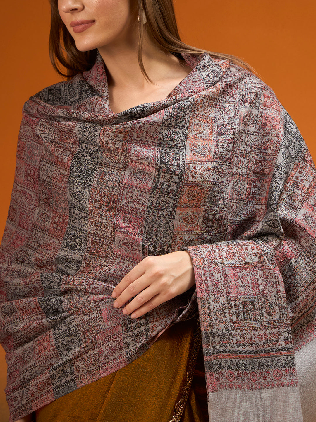Women Regal Tapestry Kashmiri Jamawar Woven Shawl