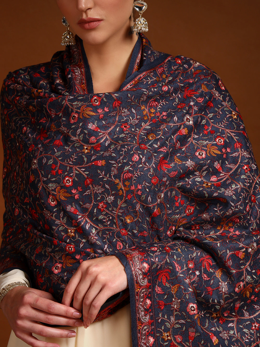 Pashmoda Women Shabnum 100% Pure Wool Sozni Hand Embroidered Stole (Size-71x203cm)