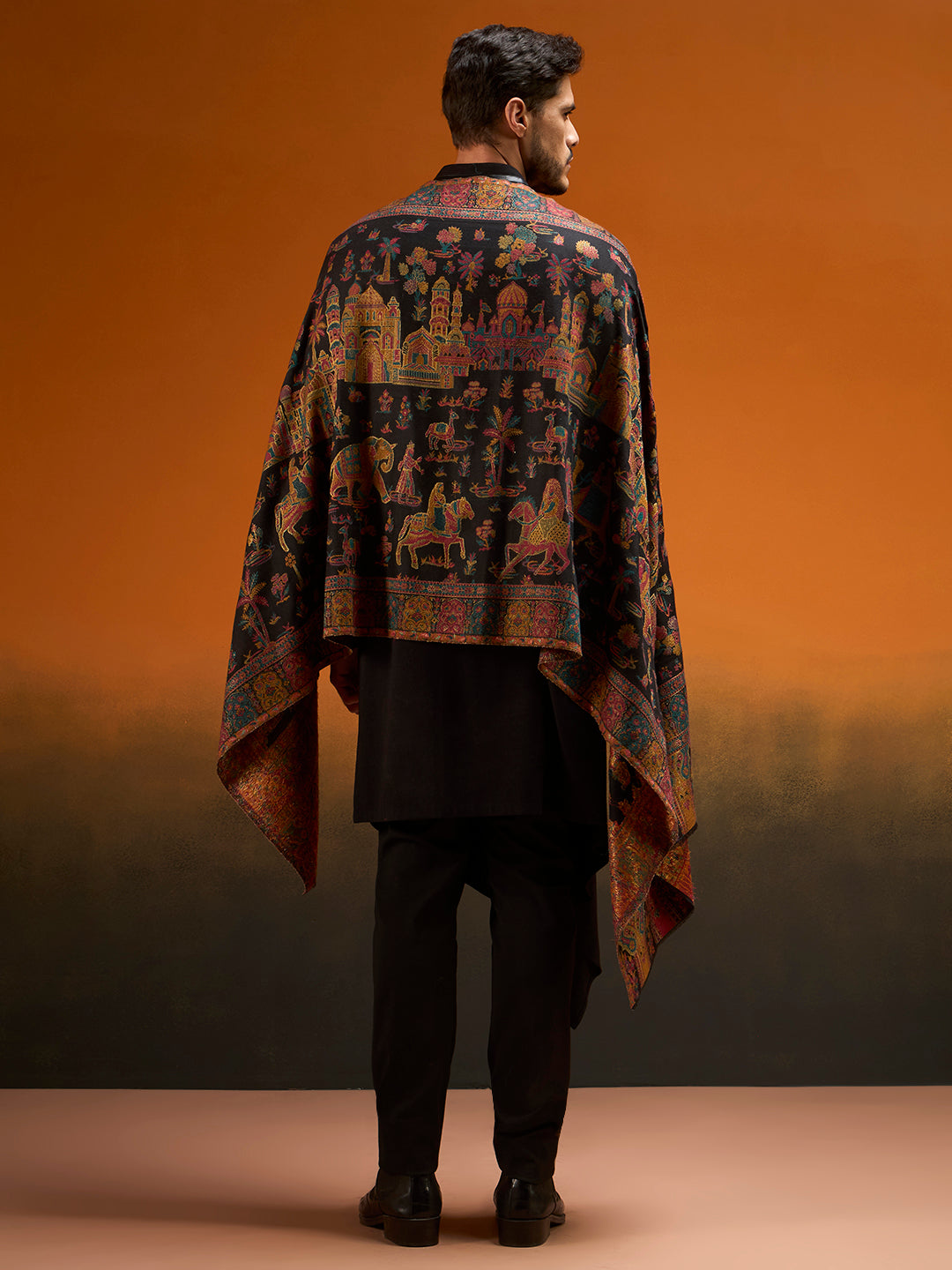 Men Caravan Kaani Stole