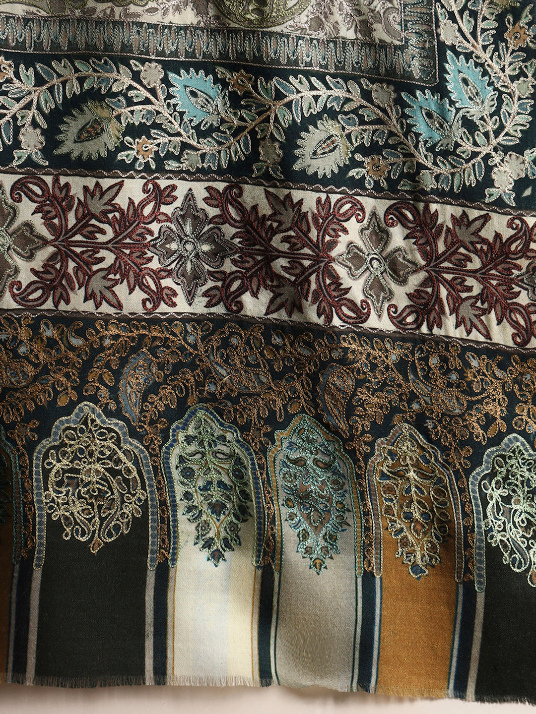 Women Nafees Fine Wool Fabric Kalamkari Embroidered Shawl