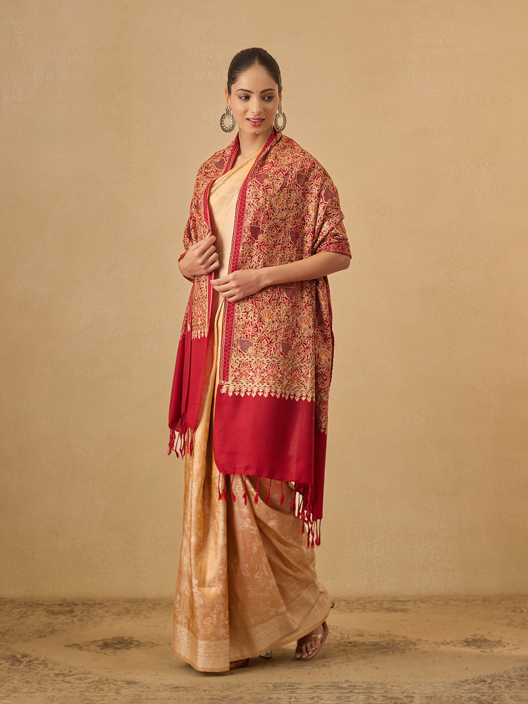 Pashmoda Women Hunar Fine Wool Nalki Embroidered Stole (Size : 71X203 CM)